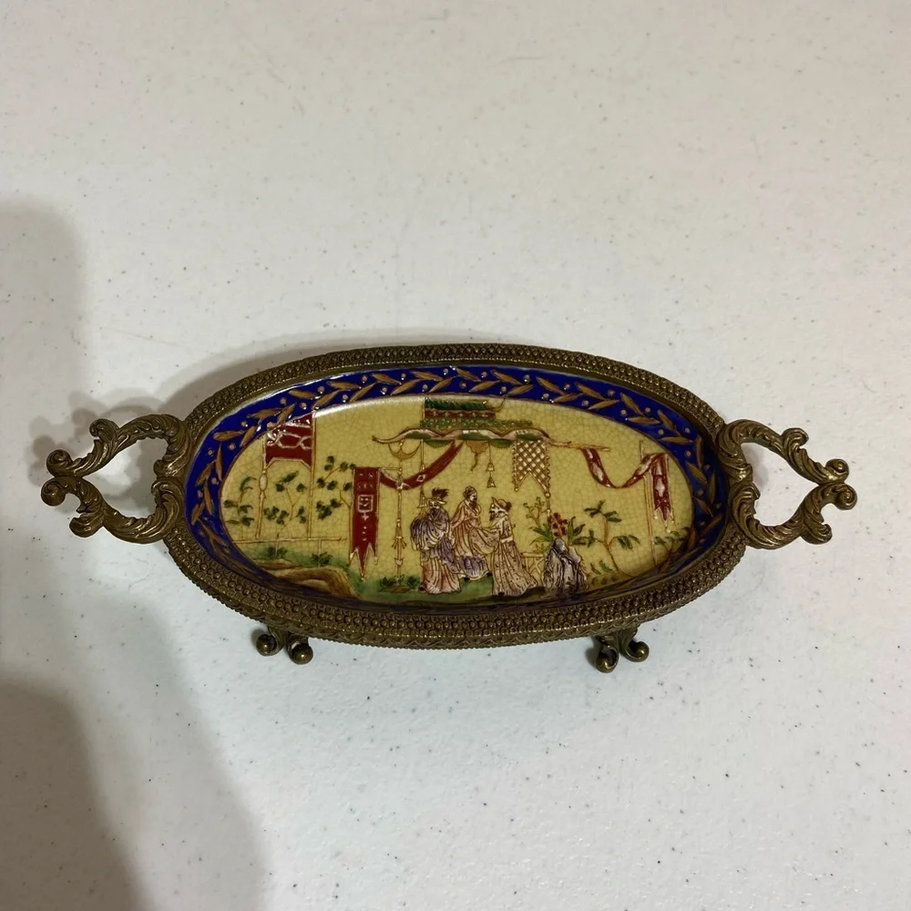 Kings Court Small Serving Dish Ormolu Dish Collections